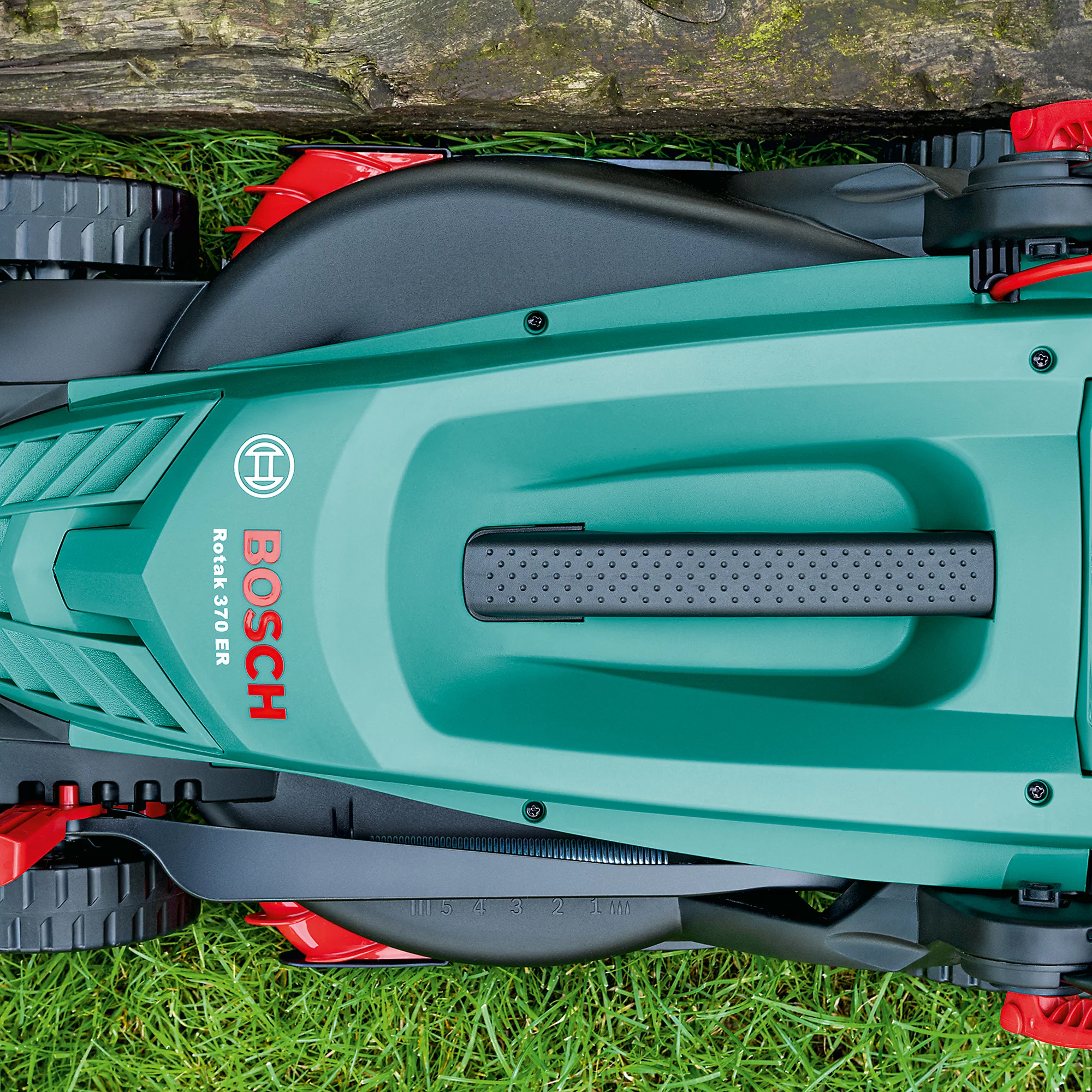 Bosch Rotak 370 ER Corded Rotary Lawnmower - Image 9