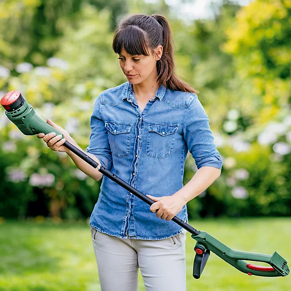 bosch-power-for-all-18v-65mm-cordless-grass-trimmer-easygrasscut-18-2304059952611334_07i_bq.webp