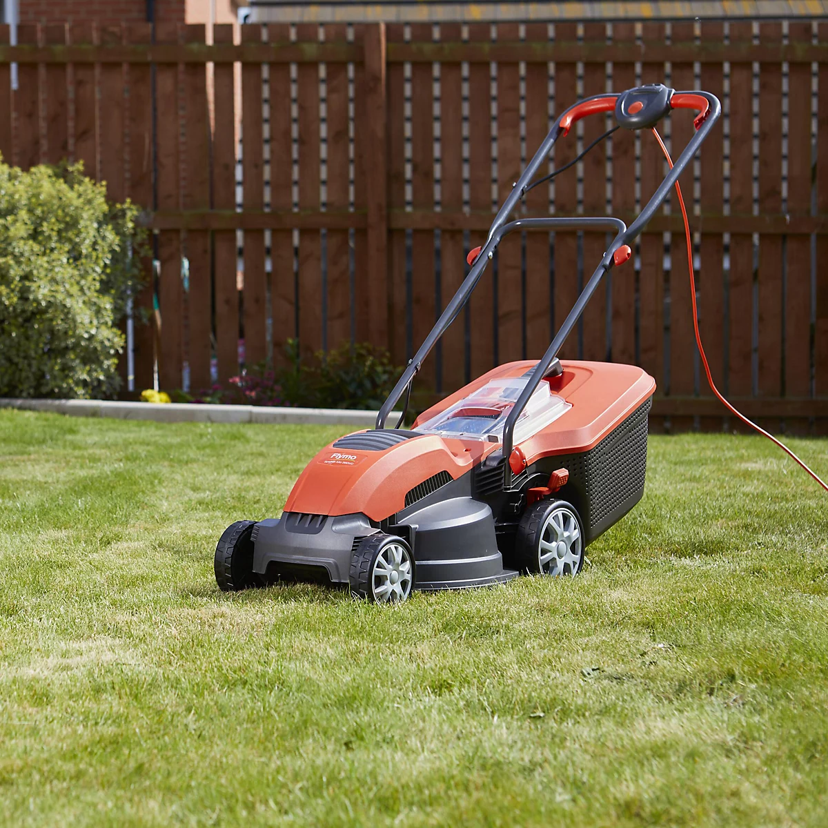 Flymo Speedi-Mo Corded Rotary Lawnmower - Image 6