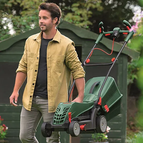 Bosch UniversalRotak 34-410 Corded Rotary Lawnmower - Image 4